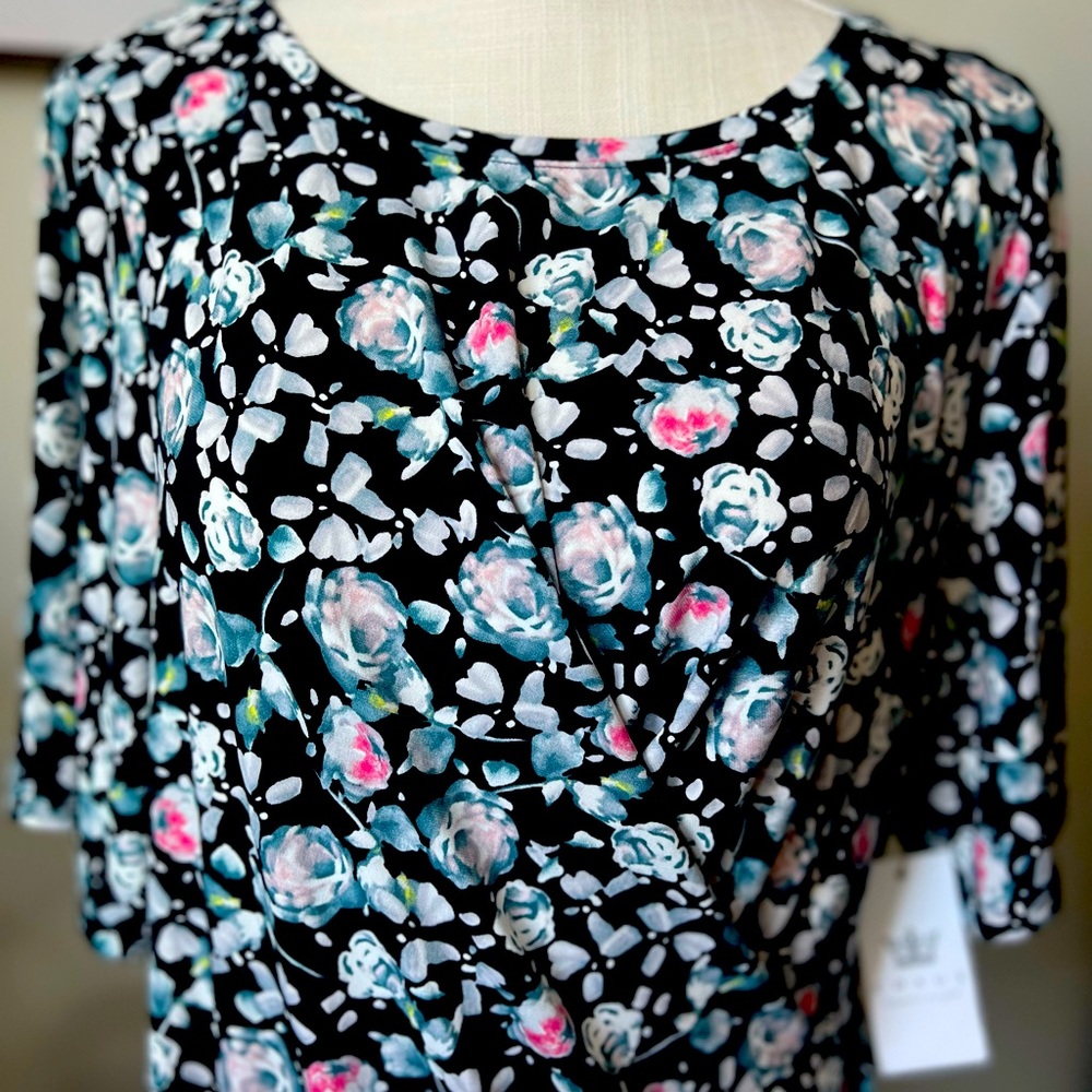 Chaus Black Floral Short Sleeved Blouse - Picture 3 of 6